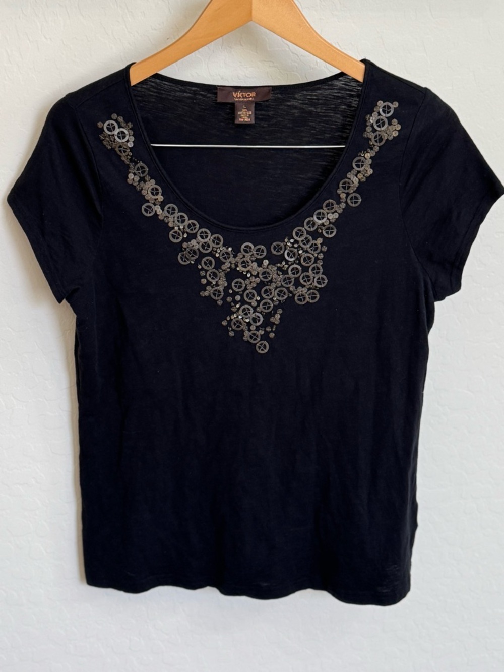 Victor Alfaro Black V-Neck Tee Metallic Gear Embellishments Cotton Slub Large